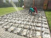 Монтаж террасной доски в компании «Пол и Холл»